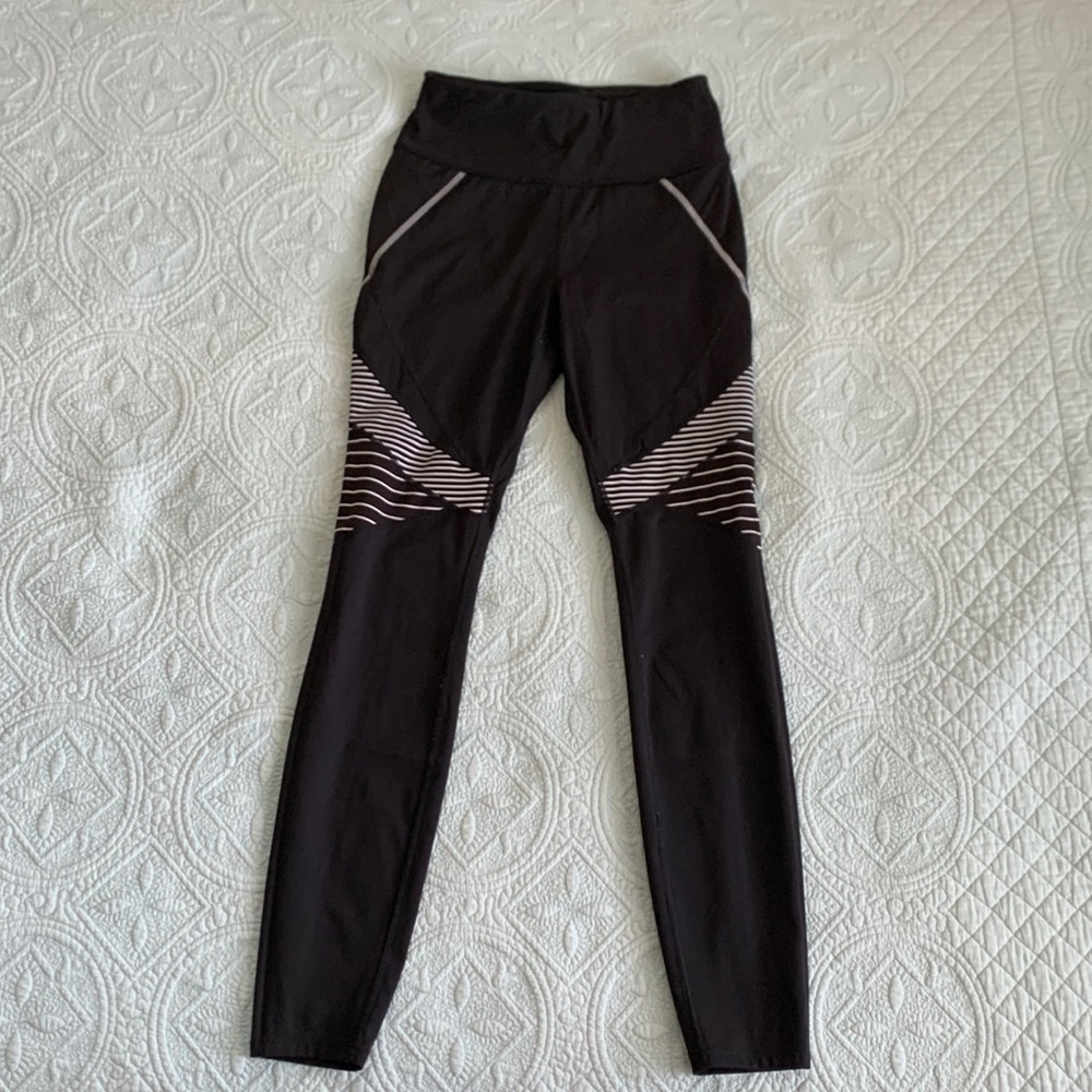 Black and white leggings